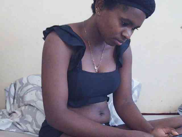 Sweetdiva2 webcam