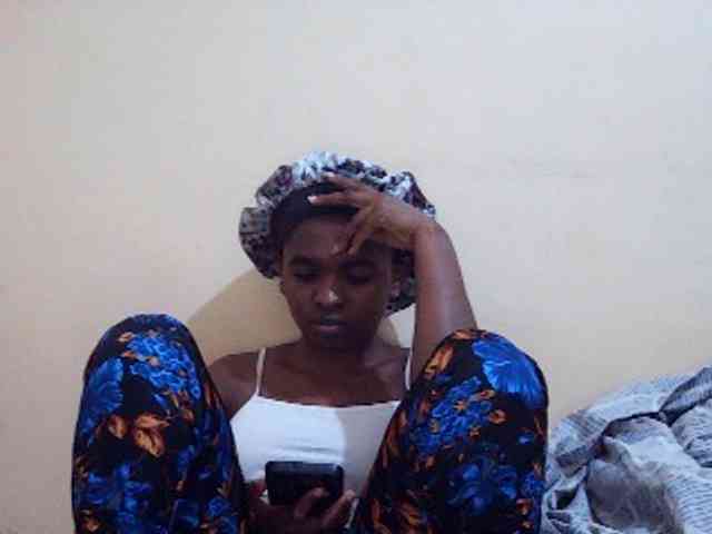Sweetdiva2 webcam