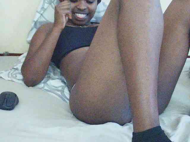 Sweetdiva2 webcam