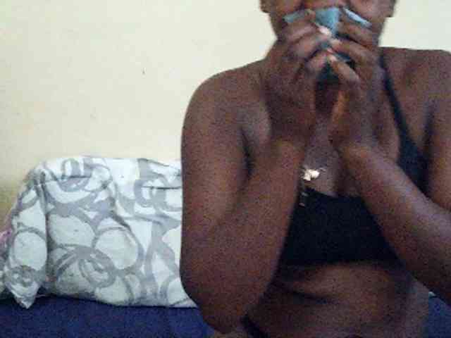 Sweetdiva2 webcam