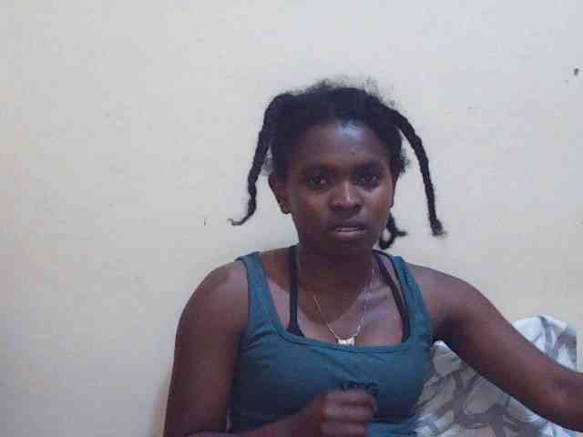 Sweetdiva2 webcam