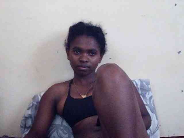 Sweetdiva2 webcam