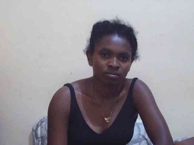 Sweetdiva2 webcam