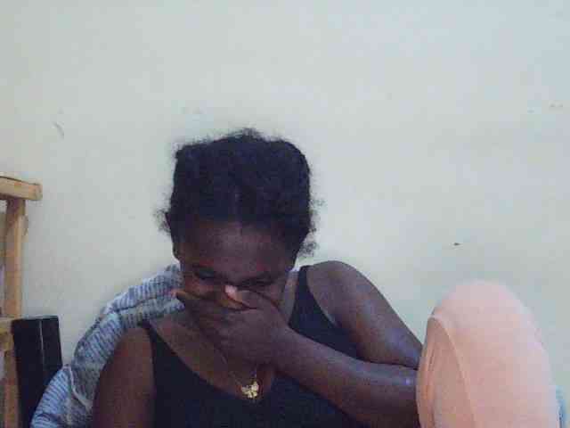 Sweetdiva2 webcam