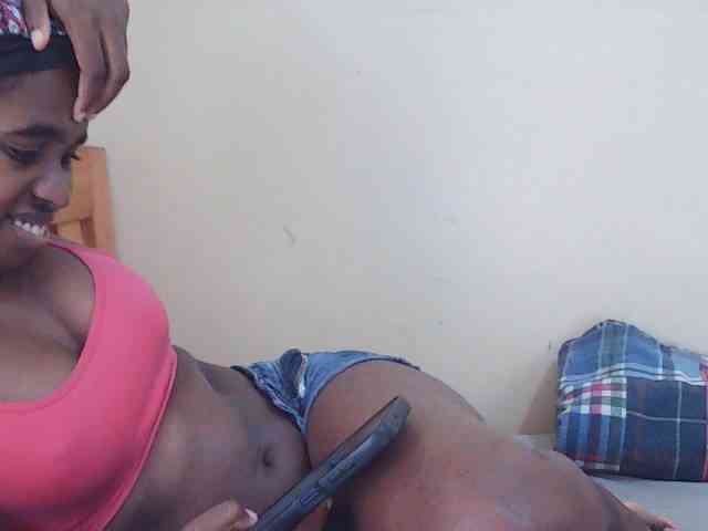 Sweetdiva2 webcam
