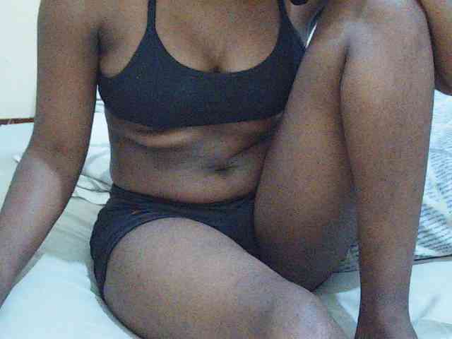 Sweetdiva2 webcam