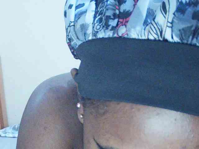 Sweetdiva2 webcam