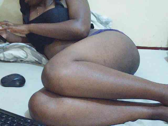 Sweetdiva2 webcam