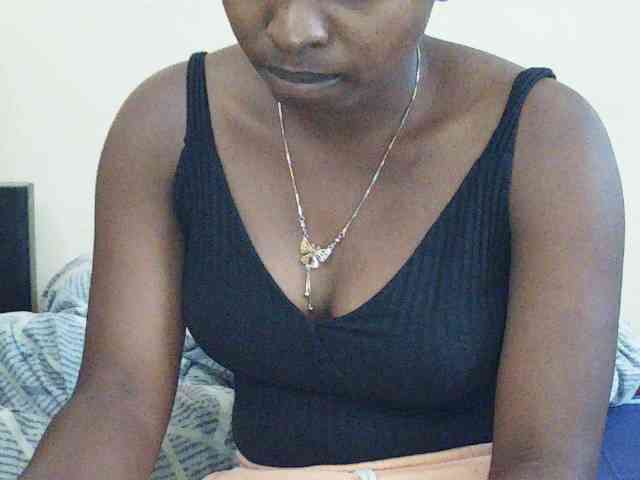 Sweetdiva2 webcam