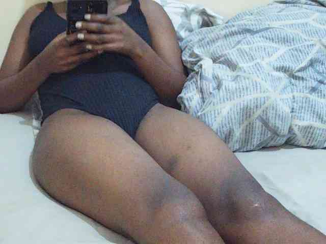 Sweetdiva2 webcam