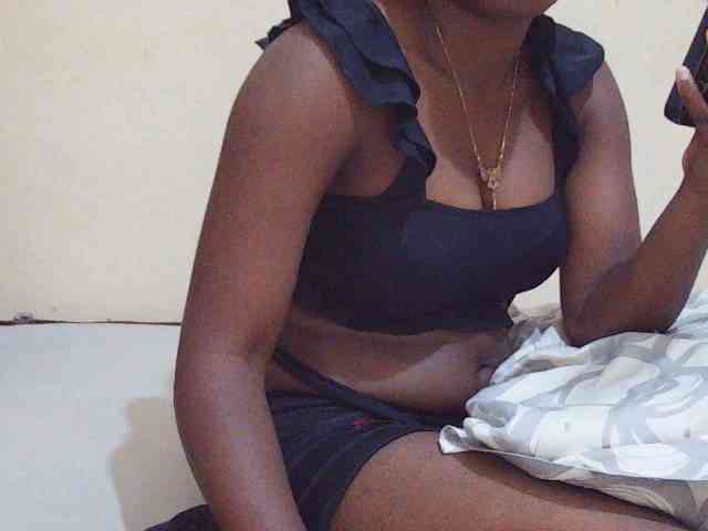 Sweetdiva2 webcam
