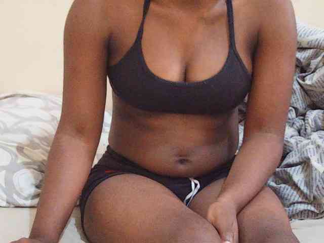Sweetdiva2 webcam