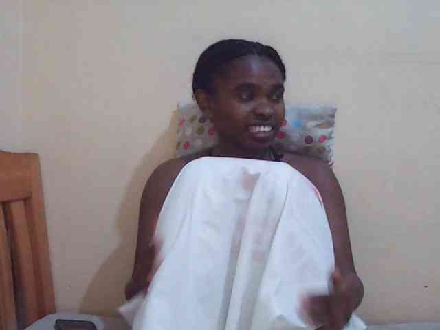 Sweetdiva2 webcam