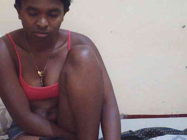 Sweetdiva2 webcam