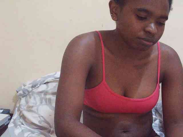 Sweetdiva2 webcam