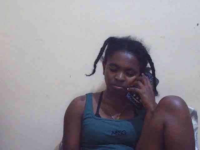Sweetdiva2 webcam