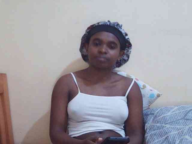 Sweetdiva2 webcam