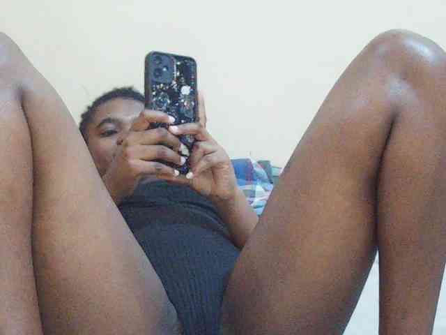 Sweetdiva2 webcam
