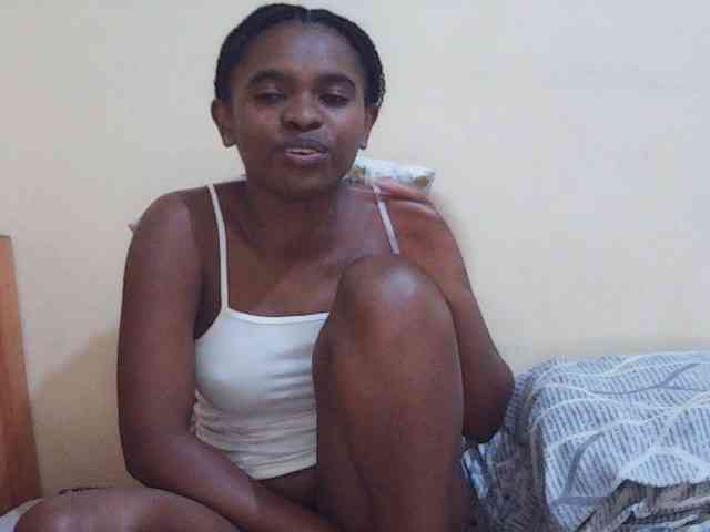 Sweetdiva2 webcam