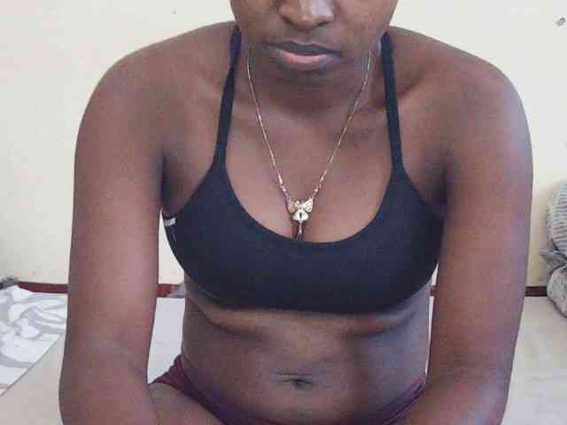 Sweetdiva2 webcam