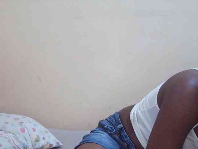 Sweetdiva2 webcam