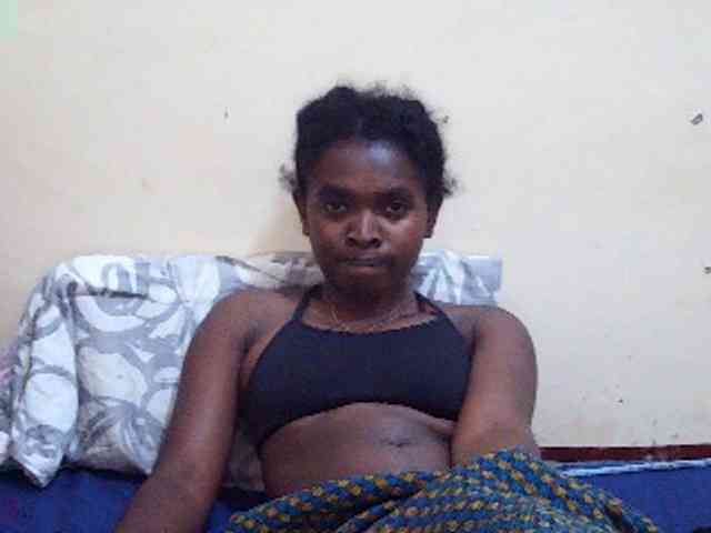 Sweetdiva2 webcam