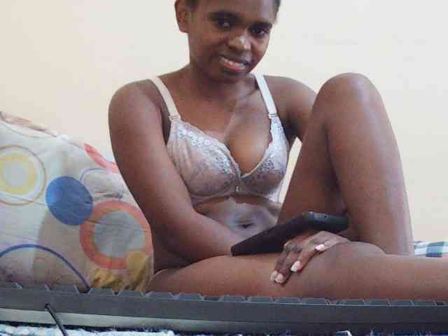 Sweetdiva2 webcam