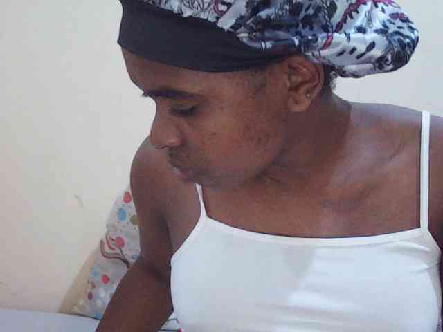 Sweetdiva2 webcam