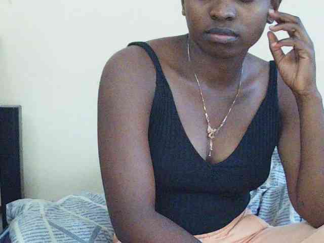 Sweetdiva2 webcam