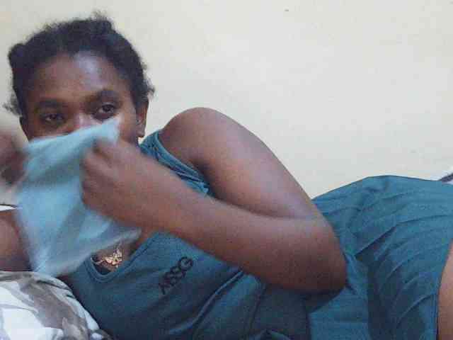 Sweetdiva2 webcam