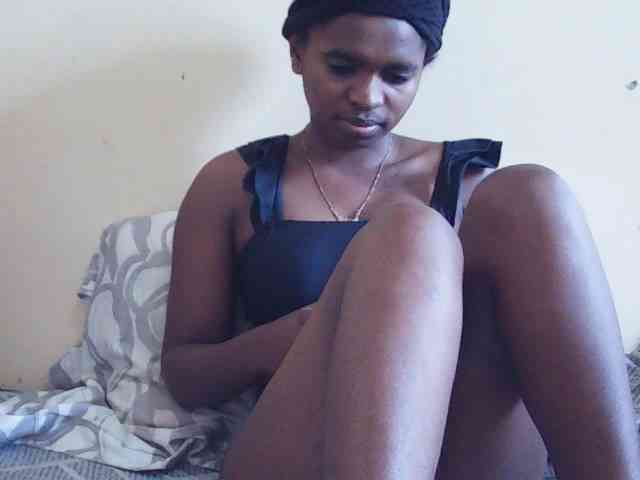 Sweetdiva2 webcam