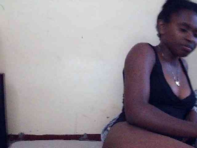 Sweetdiva2 webcam
