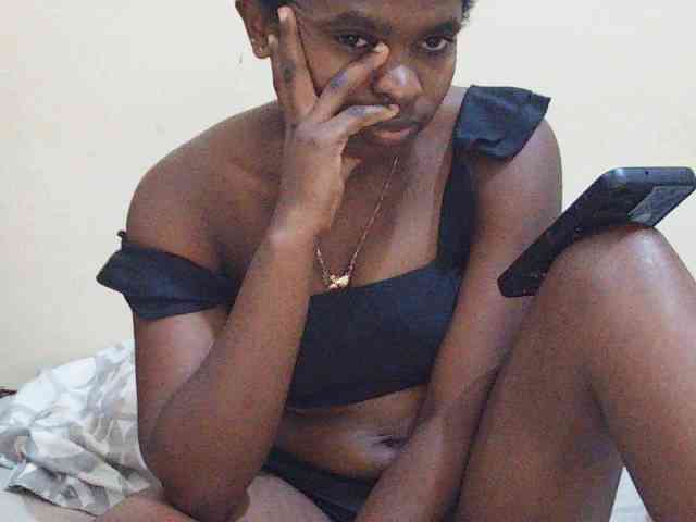 Sweetdiva2 webcam