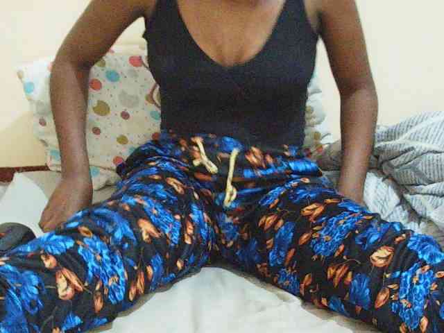 Sweetdiva2 webcam