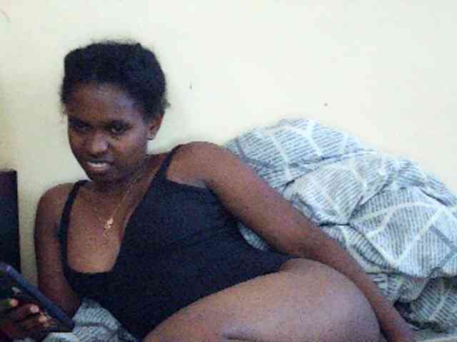 Sweetdiva2 webcam