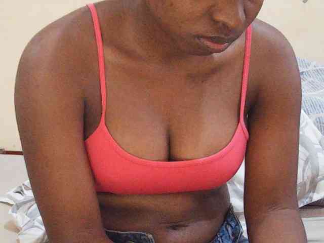 Sweetdiva2 webcam