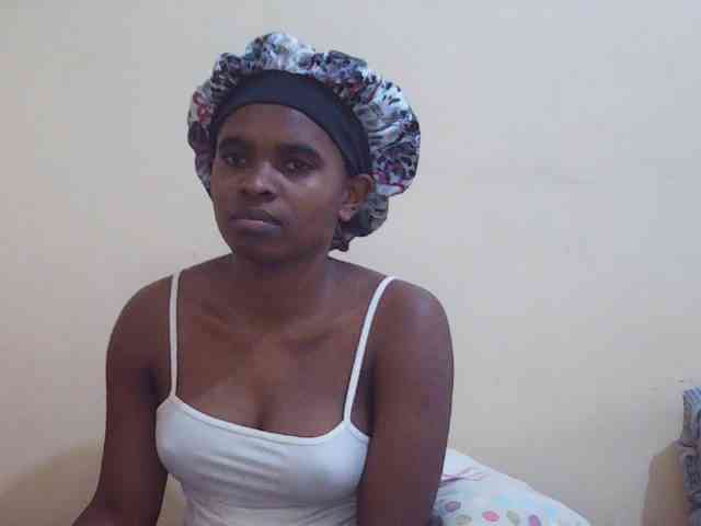 Sweetdiva2 webcam