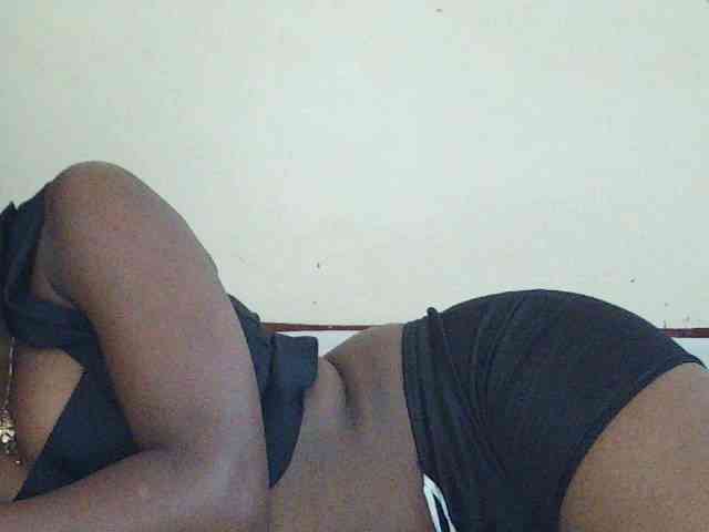 Sweetdiva2 webcam
