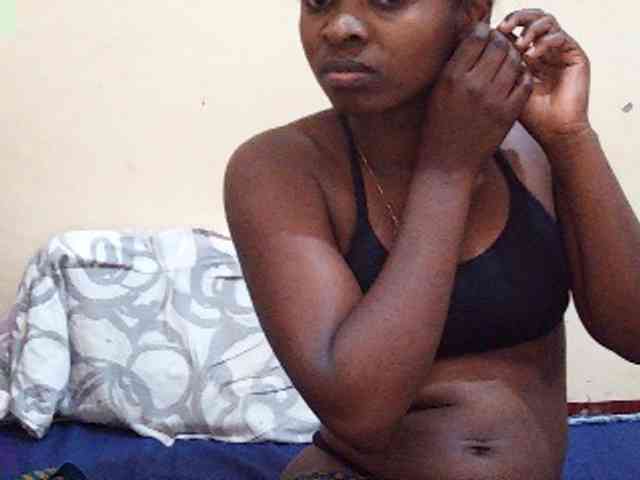 Sweetdiva2 webcam