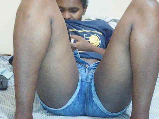 Sweetdiva2 webcam
