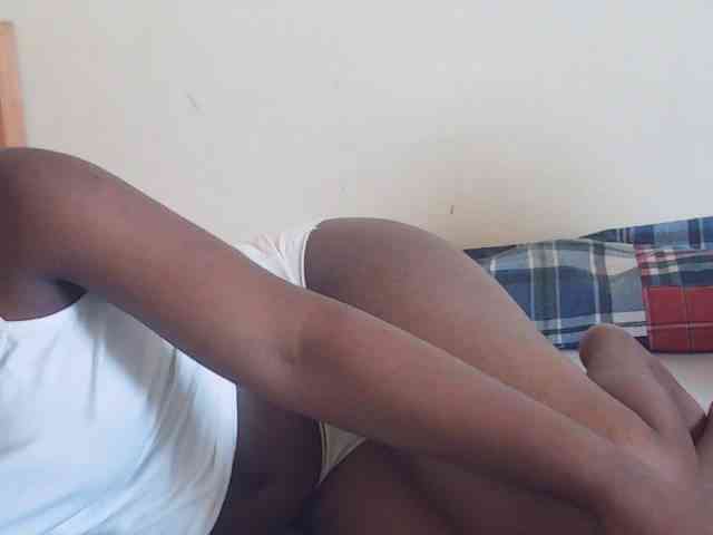 Sweetdiva2 webcam