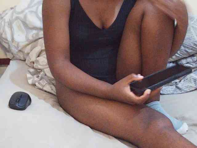 Sweetdiva2 webcam