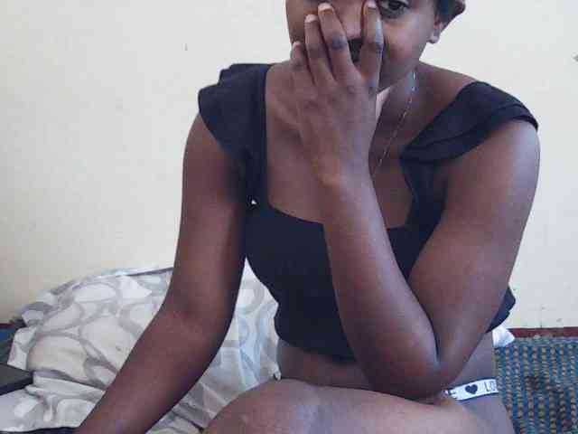 Sweetdiva2 webcam