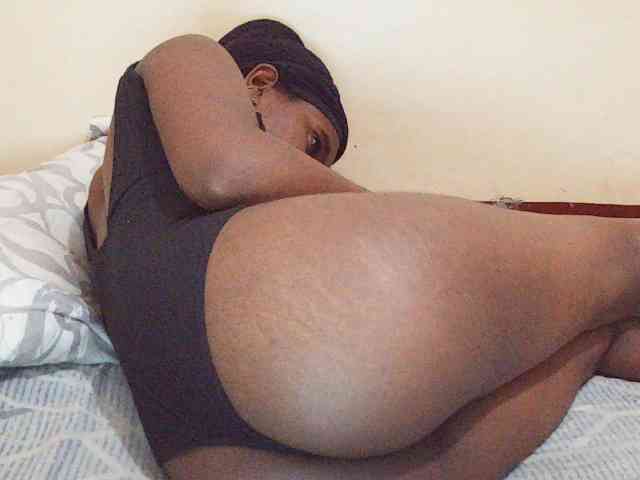 Sweetdiva2 webcam