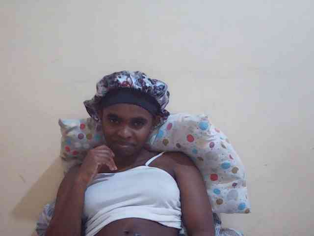 Sweetdiva2 webcam