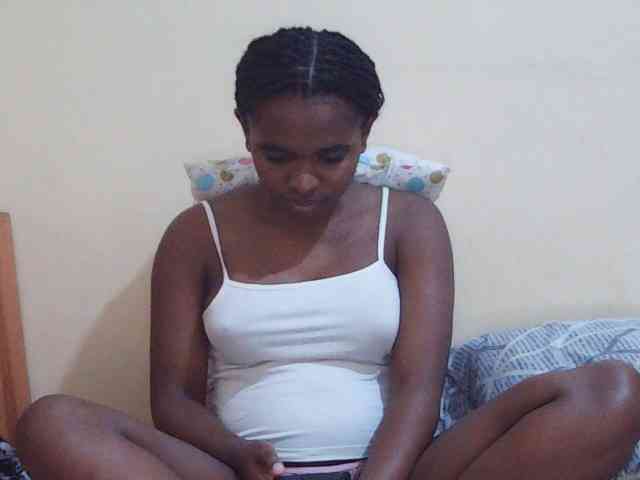 Sweetdiva2 webcam