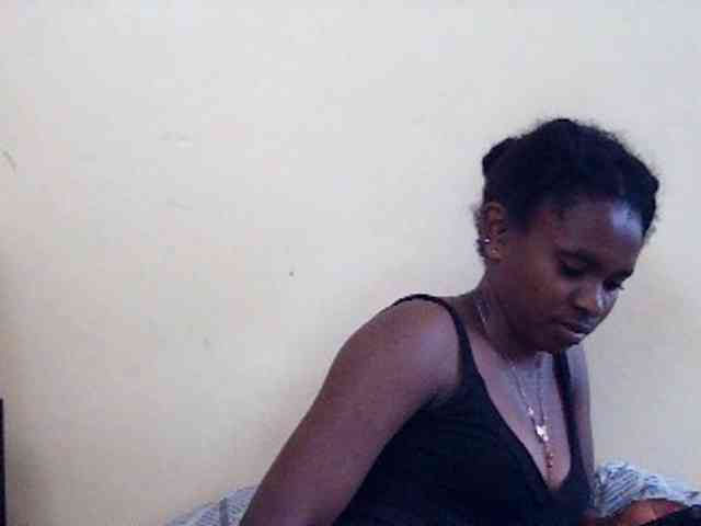 Sweetdiva2 webcam