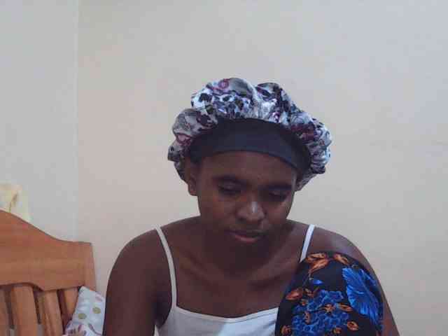 Sweetdiva2 webcam
