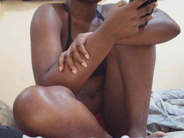 Sweetdiva2 webcam