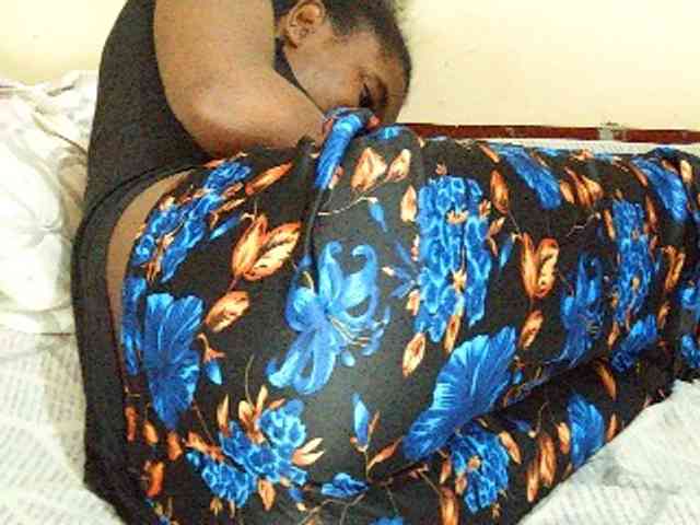Sweetdiva2 webcam